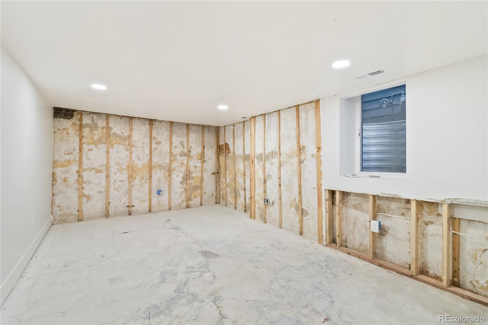 2647 High Street Denver CO 80205