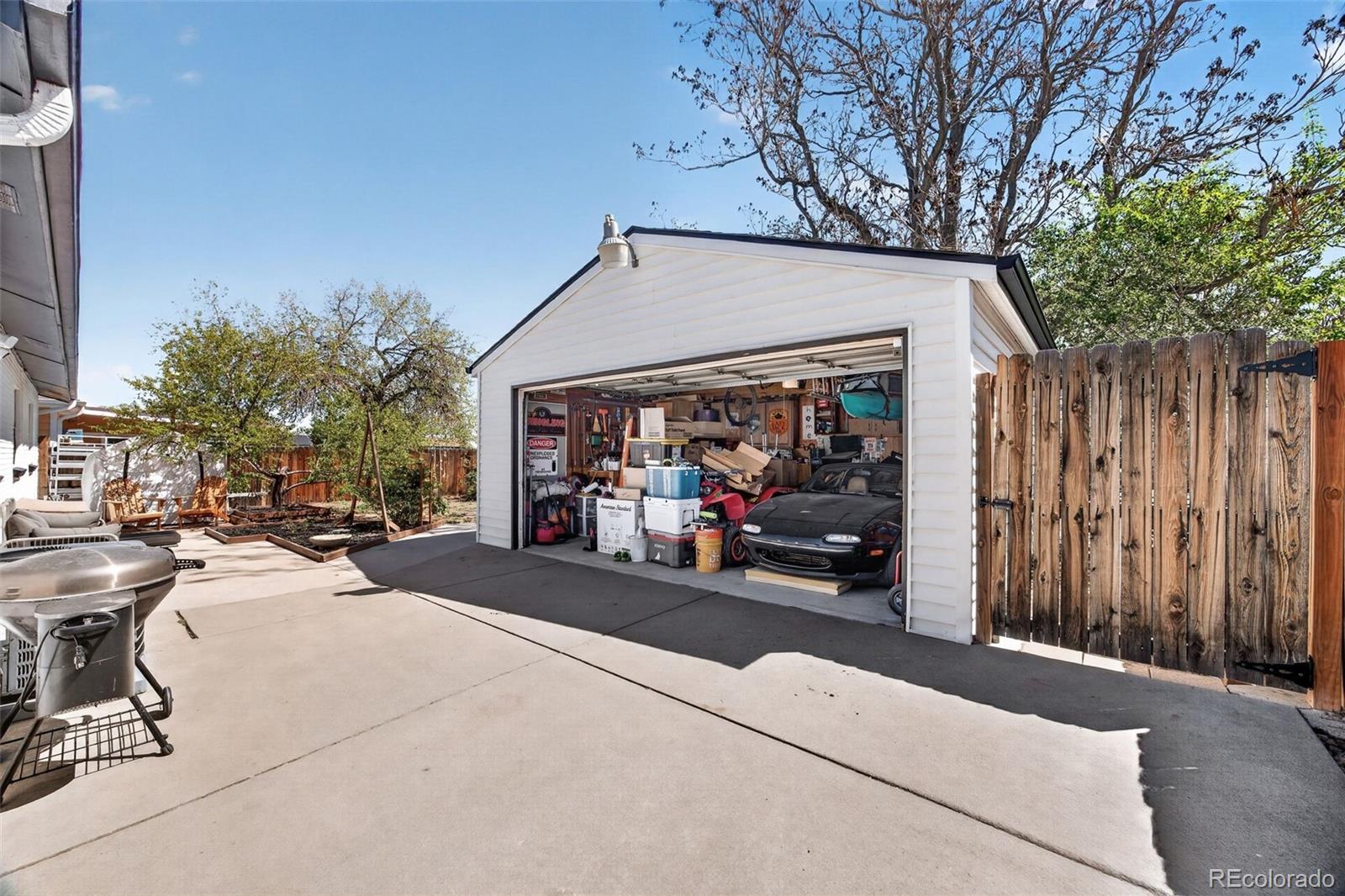 5560 Wheeling Street Denver CO 80239