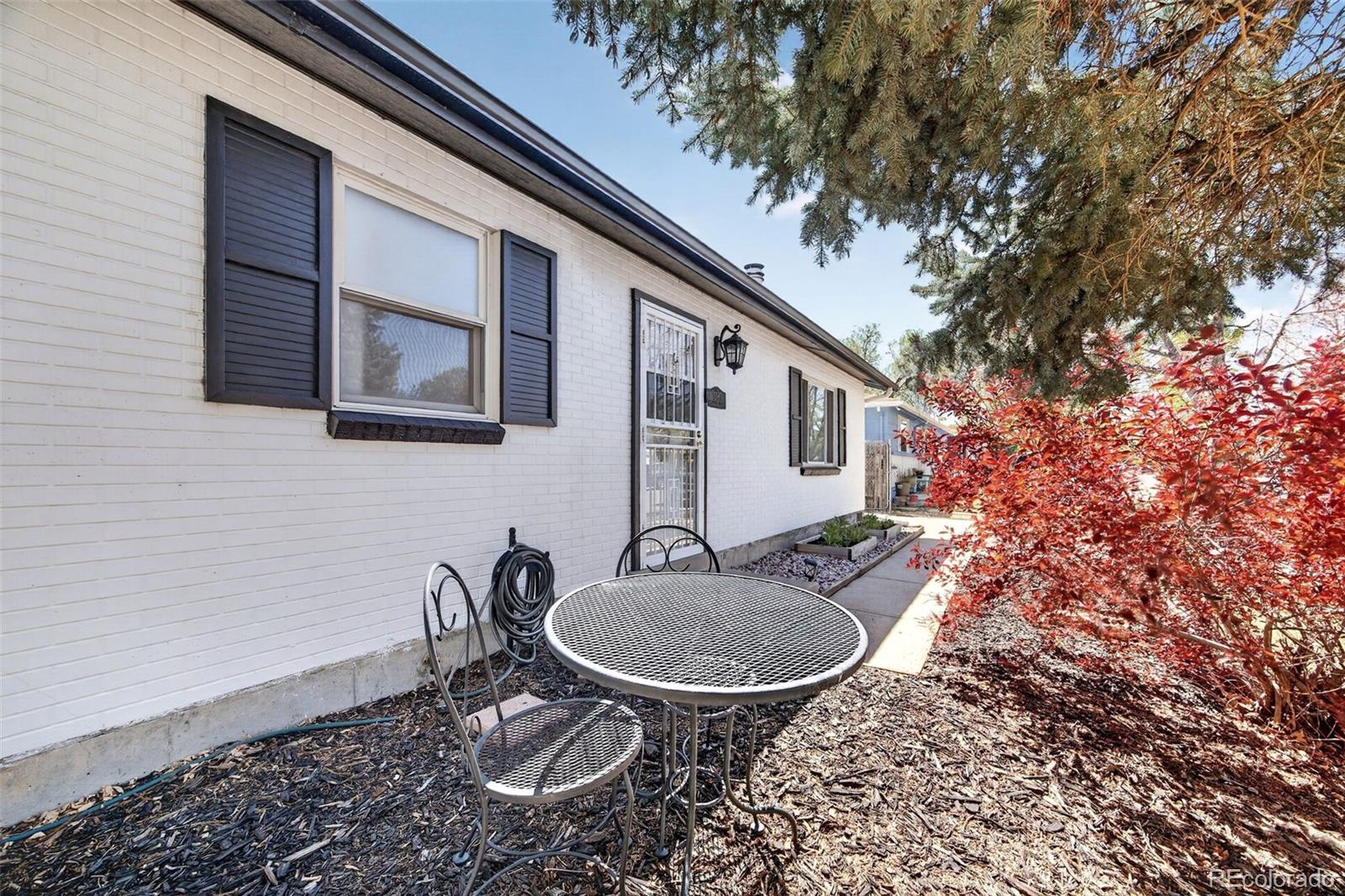 5560 Wheeling Street Denver CO 80239