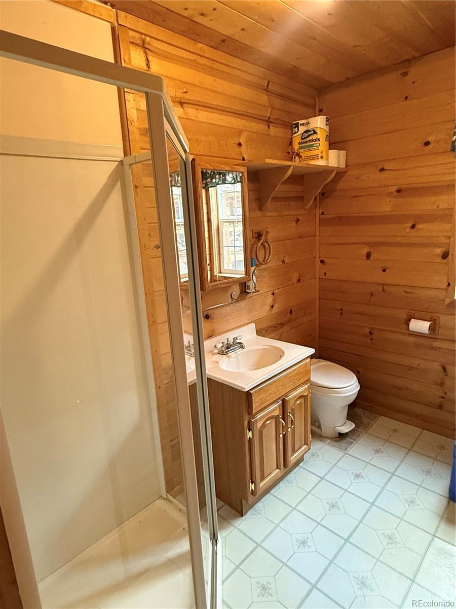 1049 Spencer Mountain Road Bellvue CO 80512