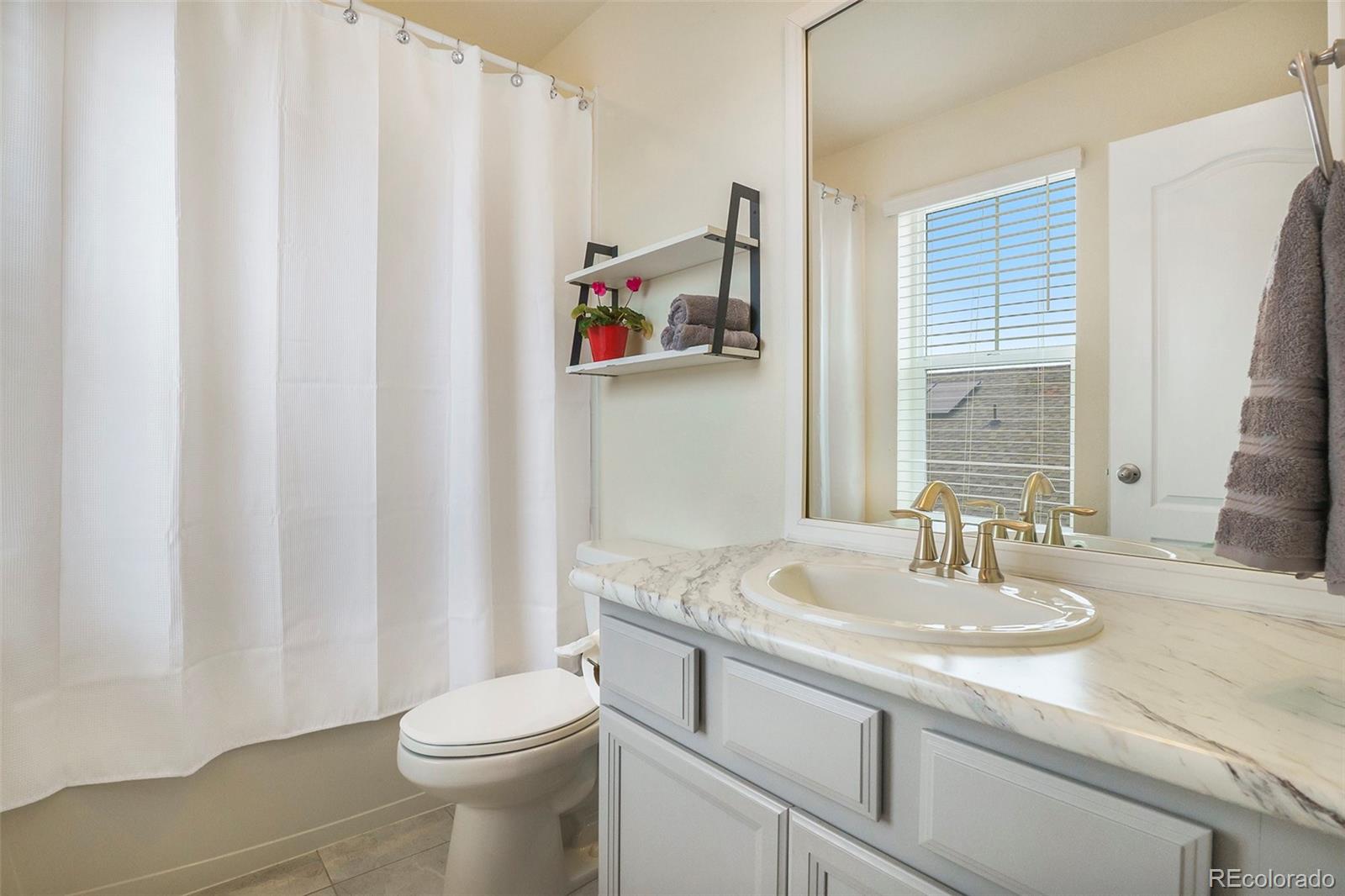 8078 S Yantley Court Aurora CO 80016