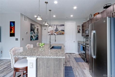 166 S Kewaunee Way Aurora CO 80018