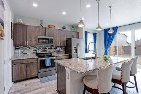 166 S Kewaunee Way Aurora CO 80018
