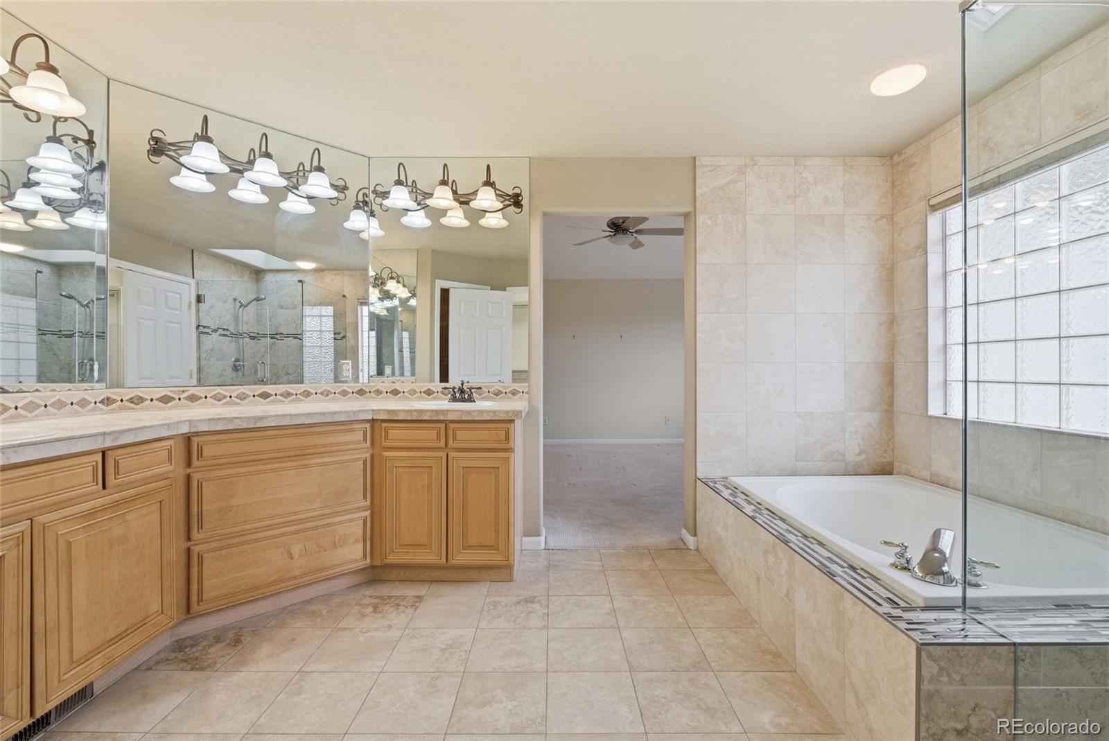 7148 S Quemoy Street Aurora CO 80016