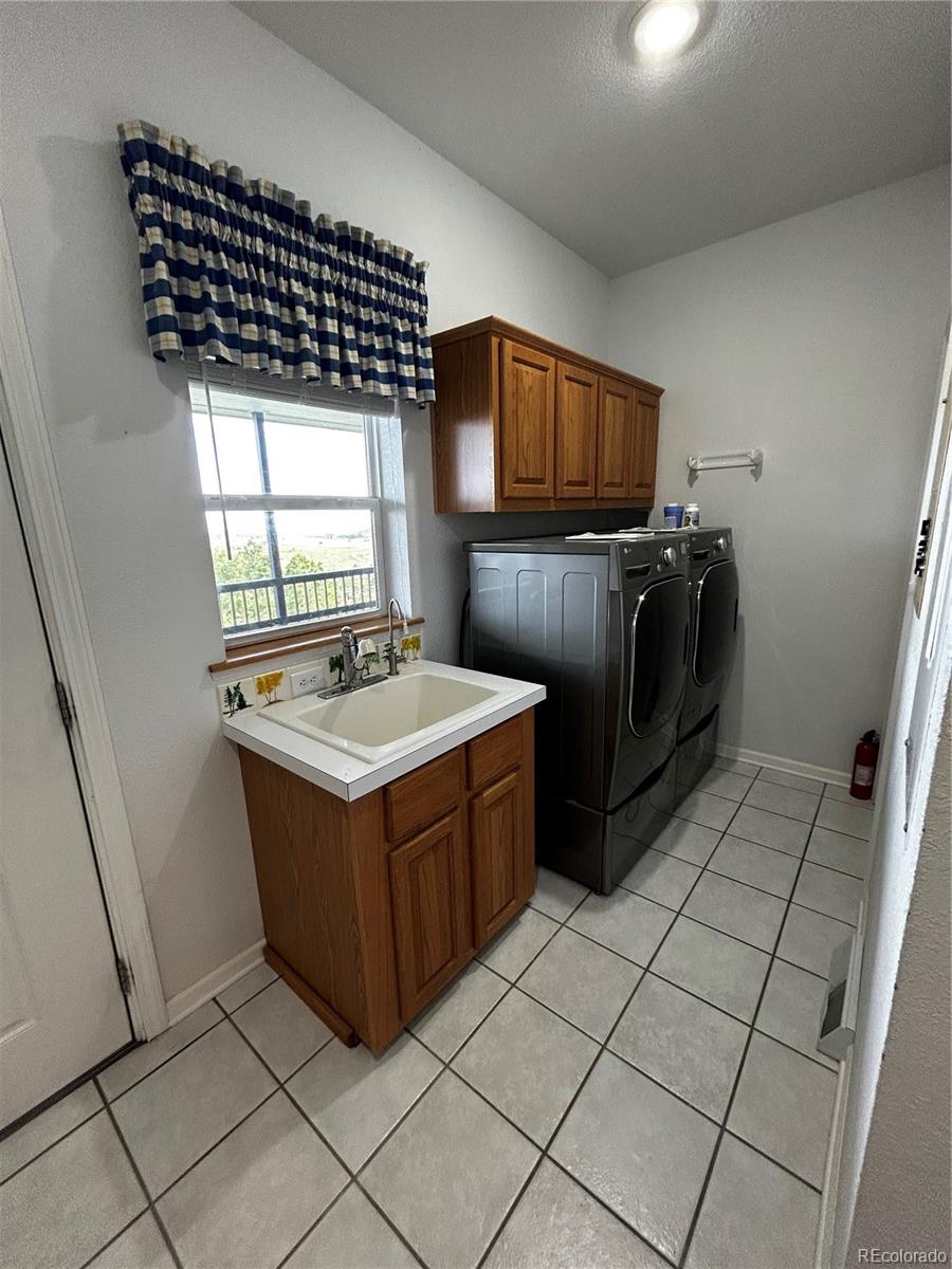 950 Junkins Loop Westcliffe CO 81252