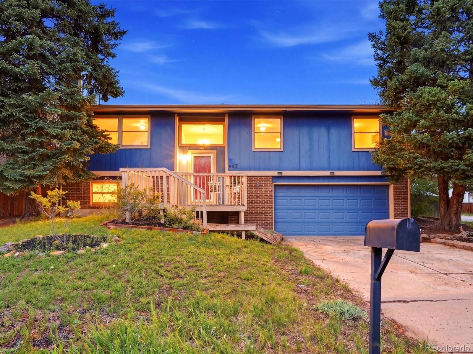 907 S Salida Street Aurora CO 80017