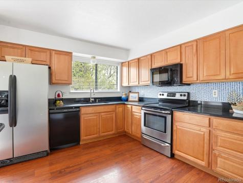 907 S Salida Street Aurora CO 80017