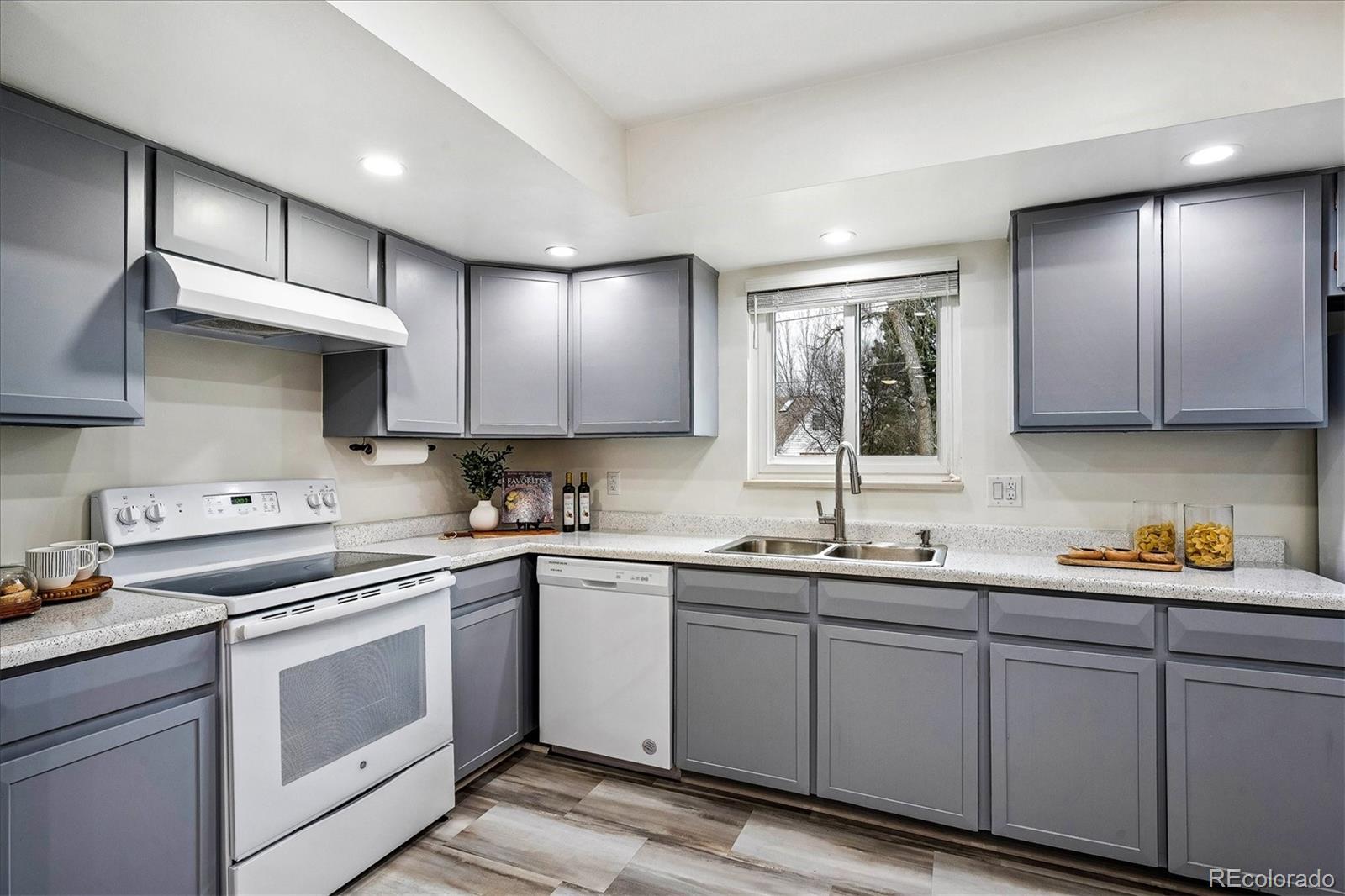 6423 E Floyd Avenue Denver CO 80222