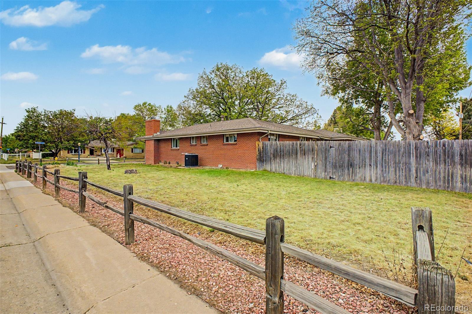 6037 Moore Street Arvada CO 80004