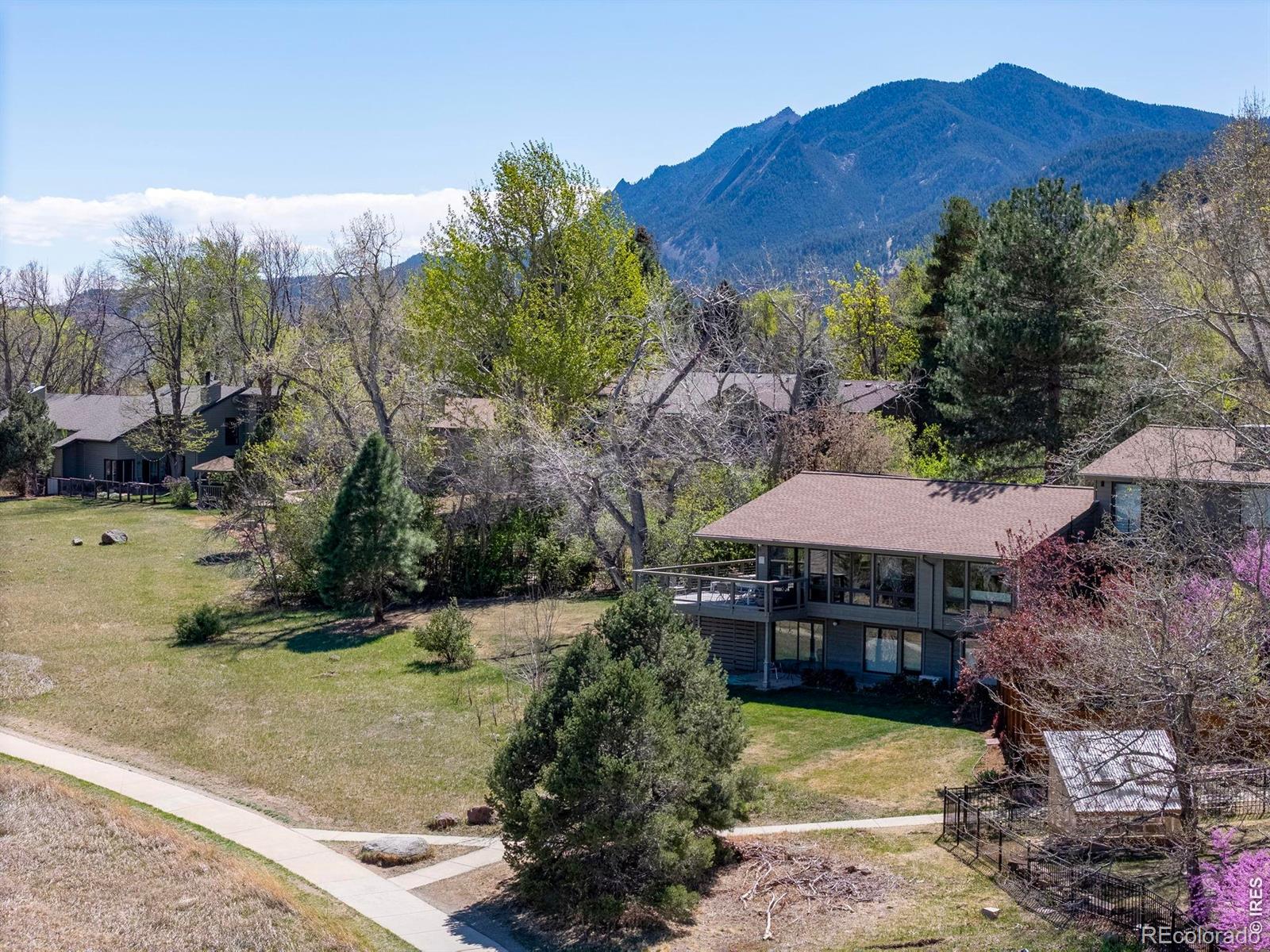 300 Oakwood Place Boulder CO 80304