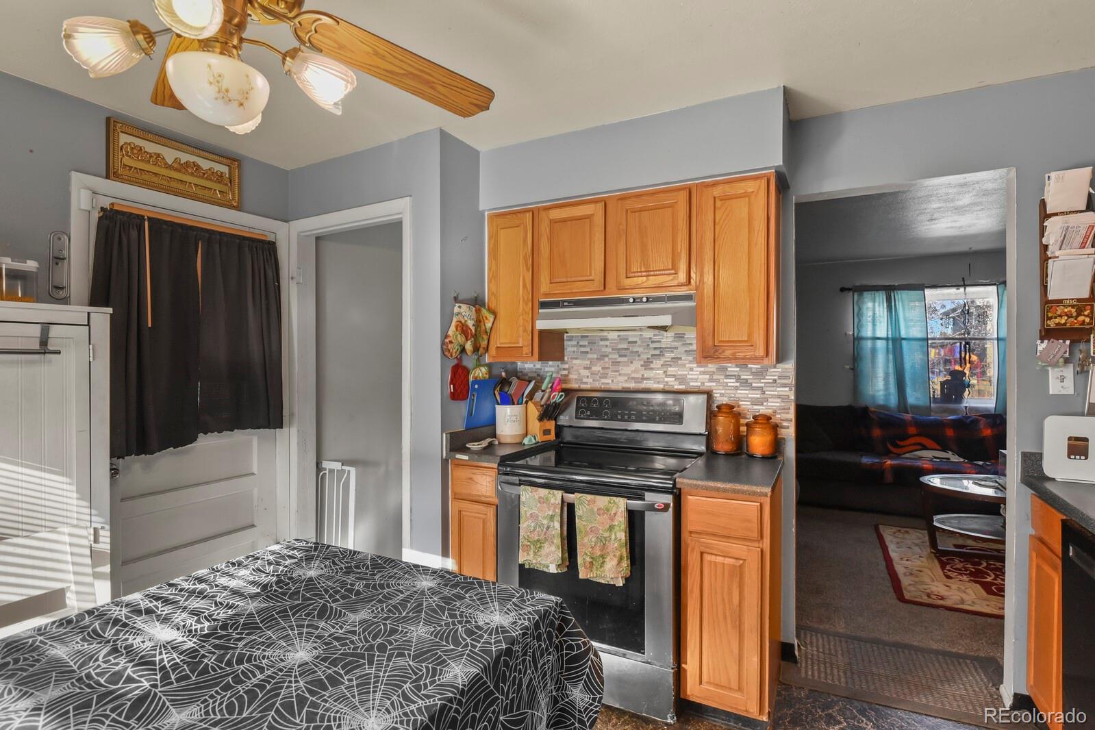 3400 W Mountain Road W Englewood CO 80110