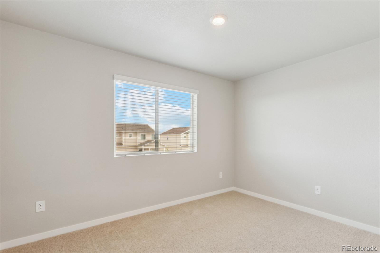 48200 Shetland Drive Bennett CO 80102