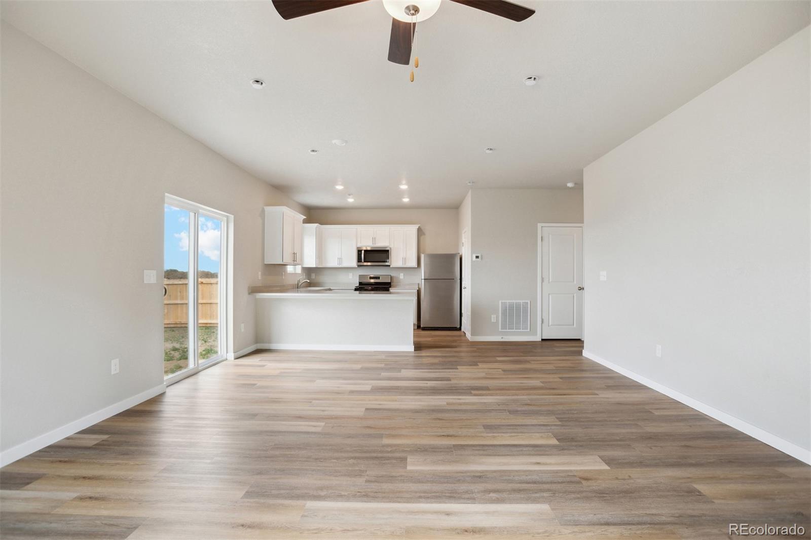 48200 Shetland Drive Bennett CO 80102