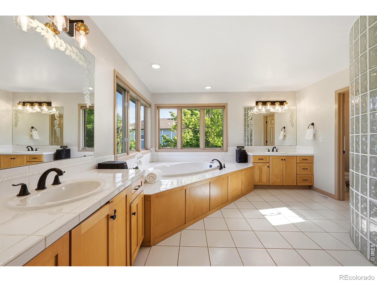 547 Sawtooth Point Lafayette CO 80026