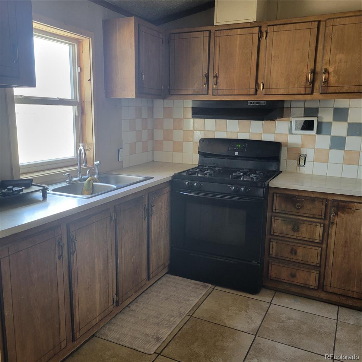 930 8th Street Sanford CO 81151