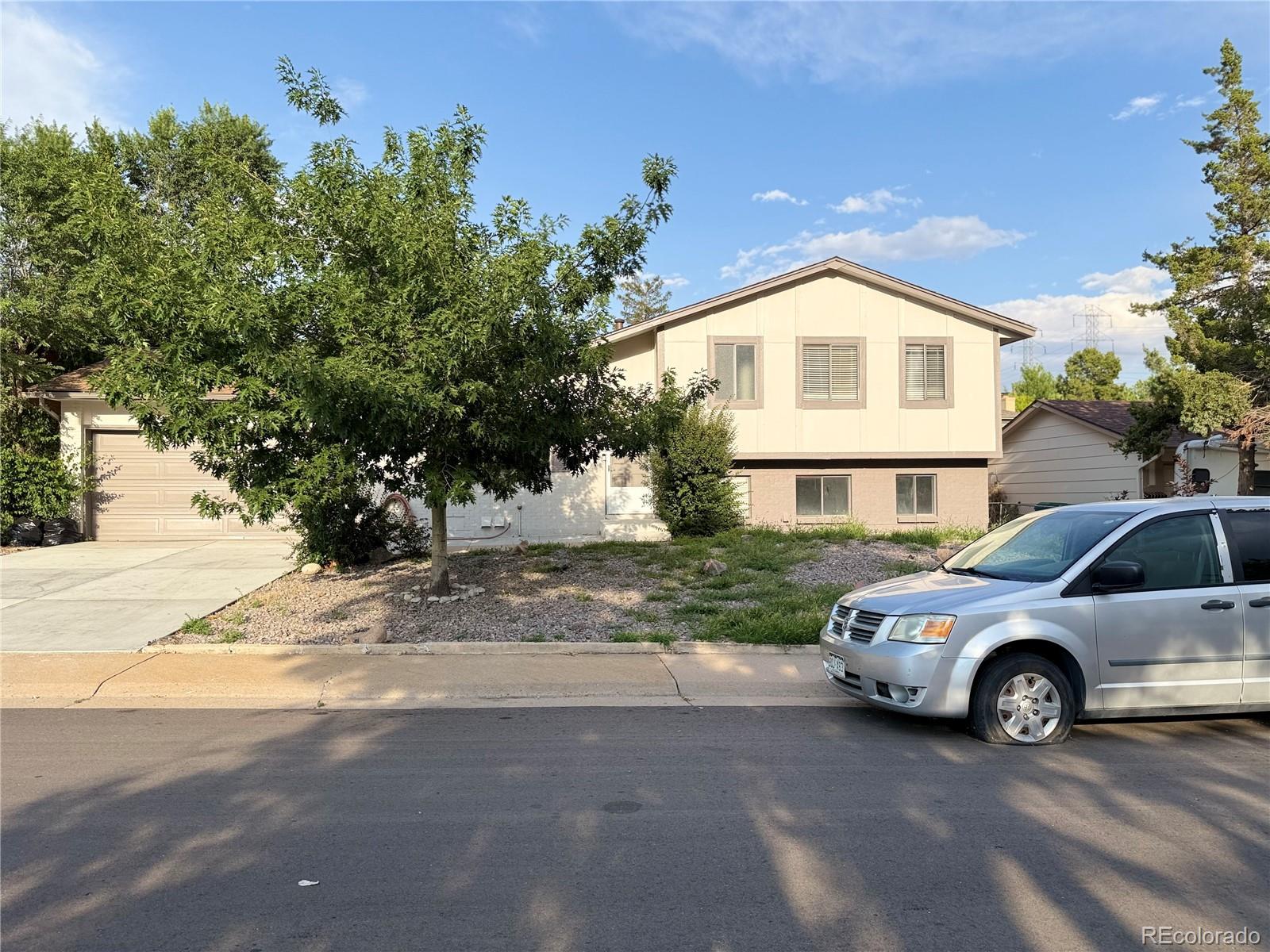 1858 S Olathe Street Aurora CO 80017
