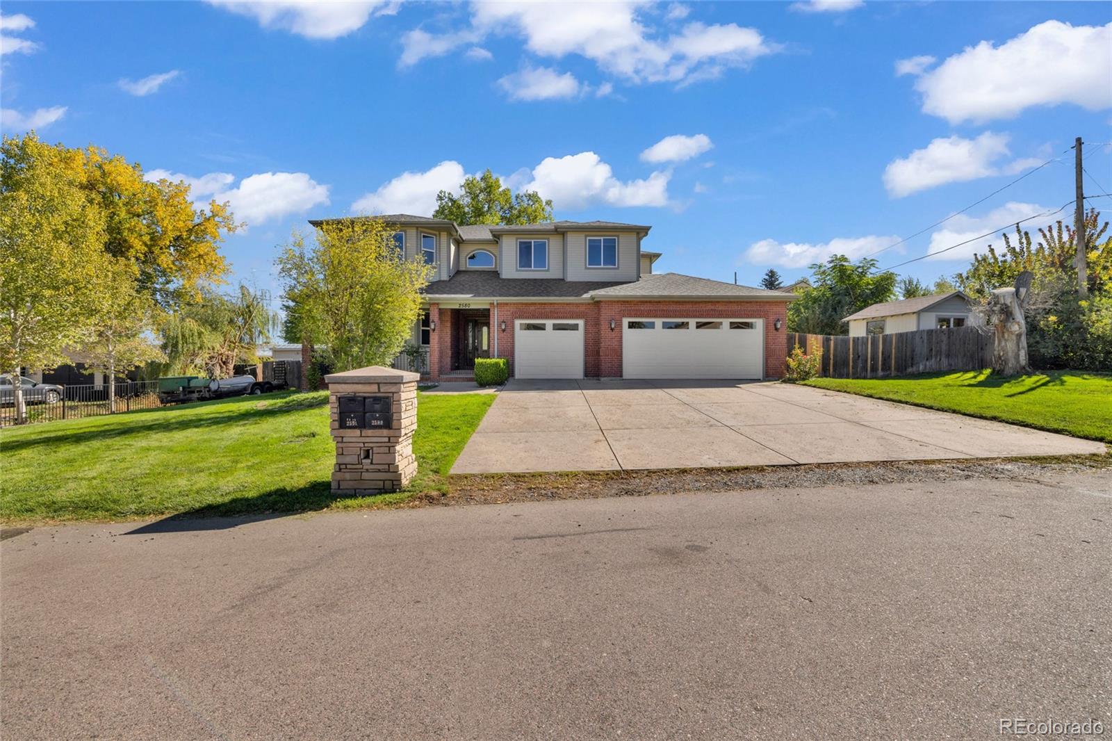 2580 Hoyt Street Lakewood CO 80215
