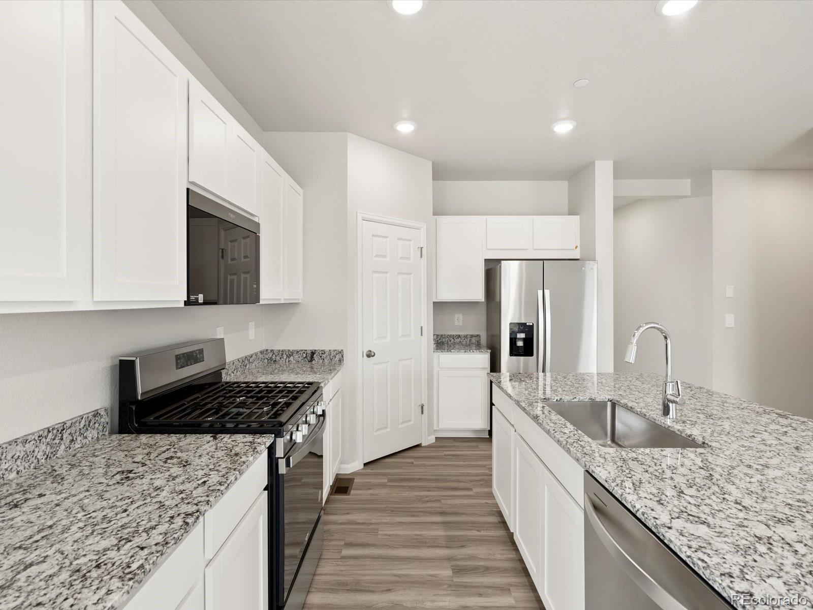 8928 Salida Street Commerce City CO 80022