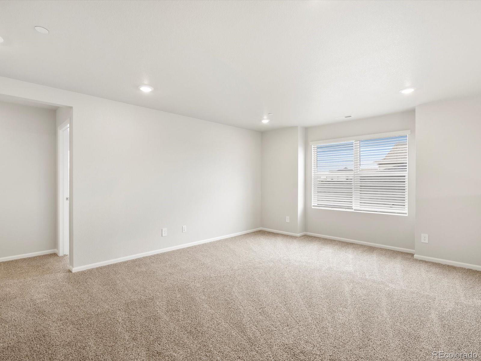 8928 Salida Street Commerce City CO 80022