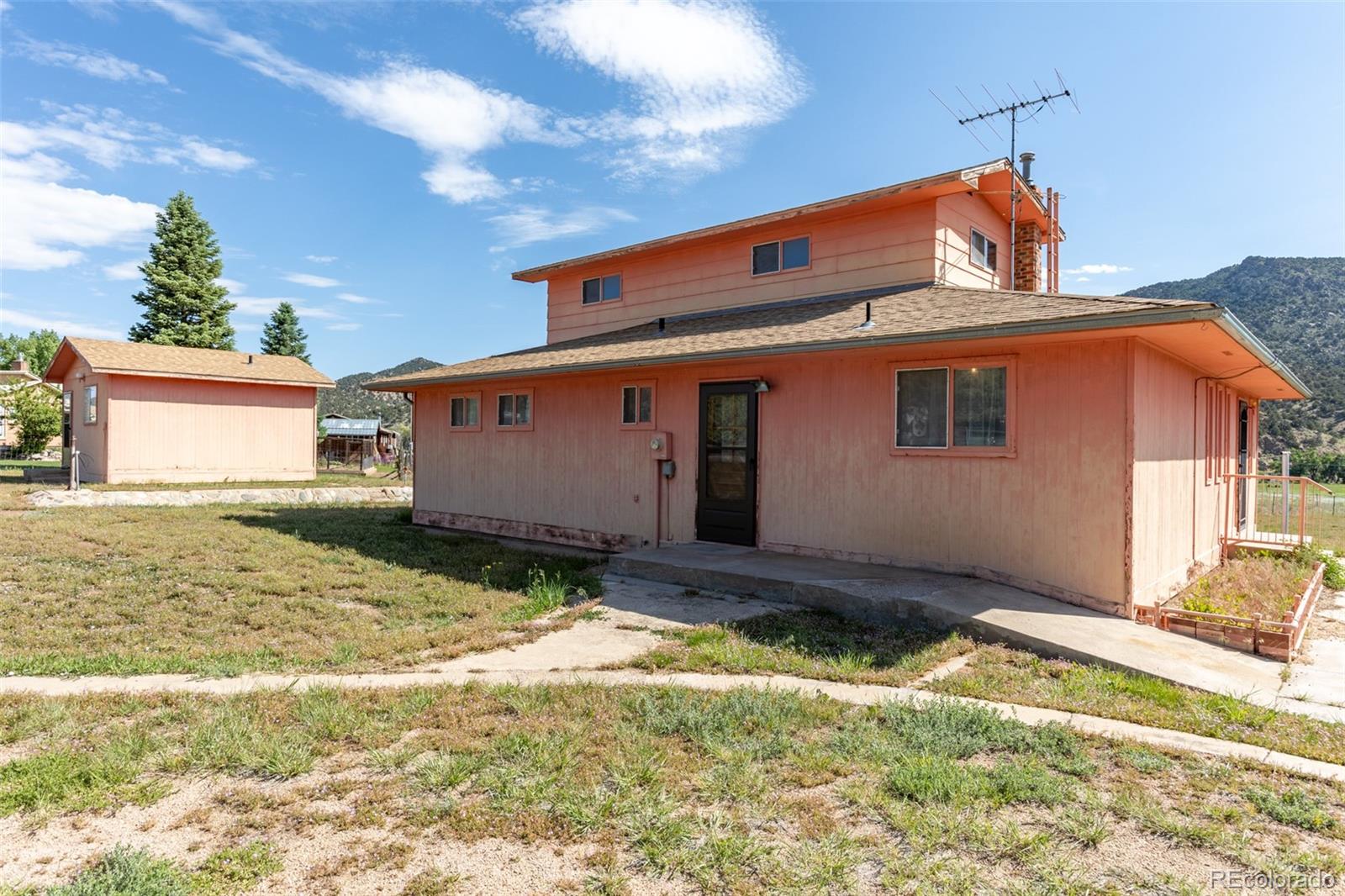 13705 County Road 45 Coaldale CO 81222