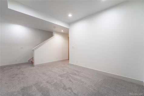6892 Juniper Court Arvada CO 80007
