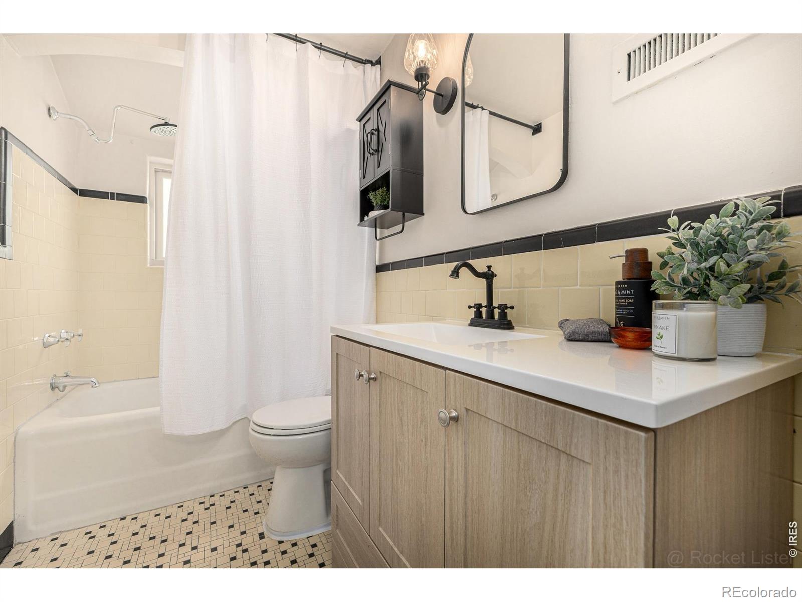 129 S Franklin Street Denver CO 80209