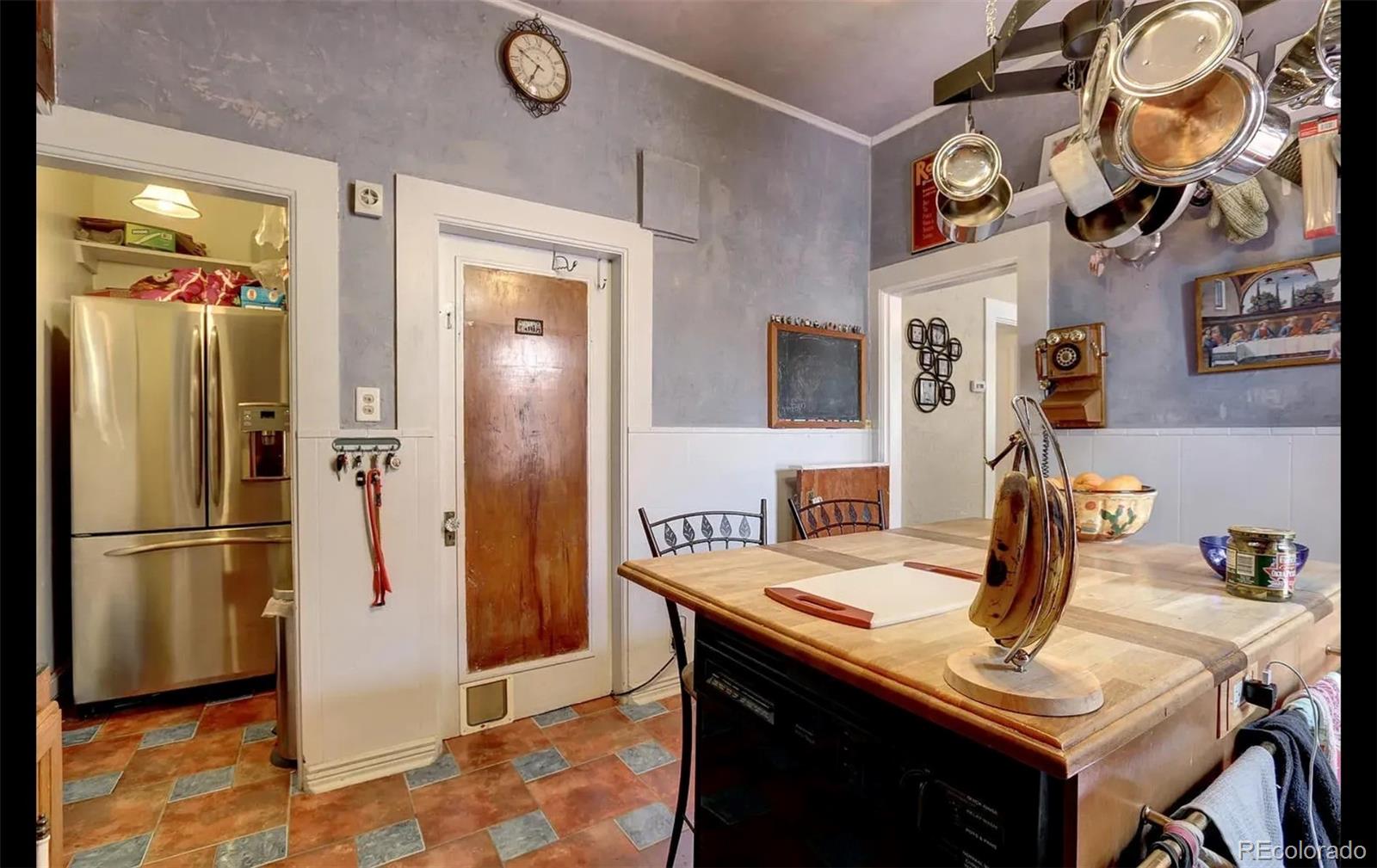 2429 Hooker Street Denver CO 80211