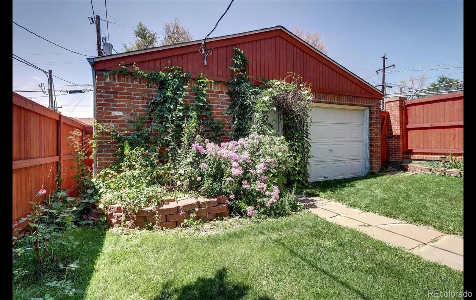 2429 Hooker Street Denver CO 80211