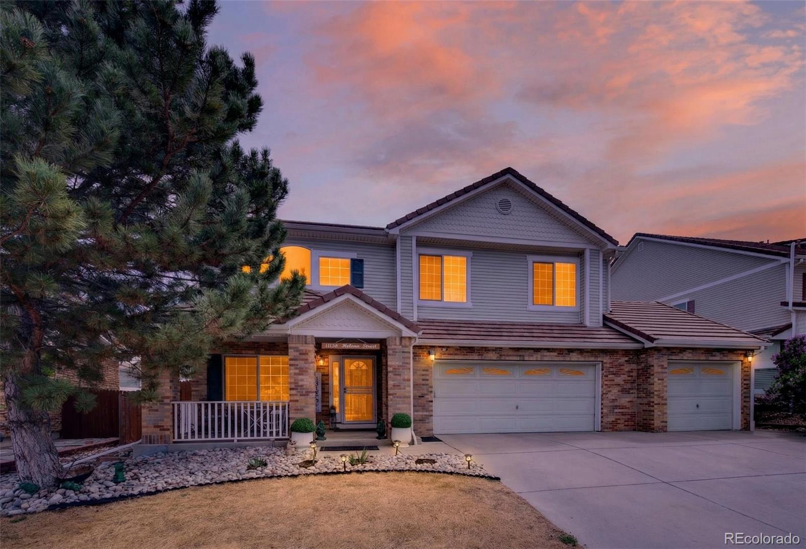 11886 Helena Street Commerce City CO 80022
