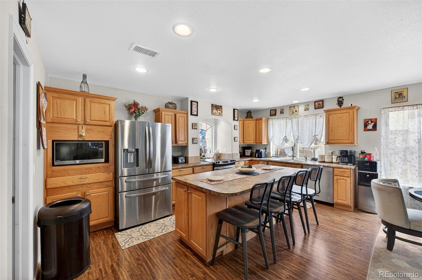 11886 Helena Street Commerce City CO 80022