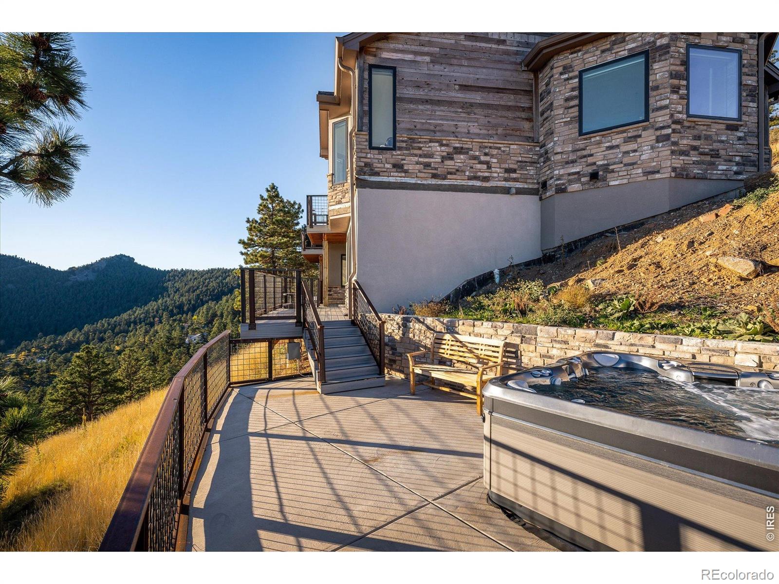 24994 Simmons Way Golden CO 80403