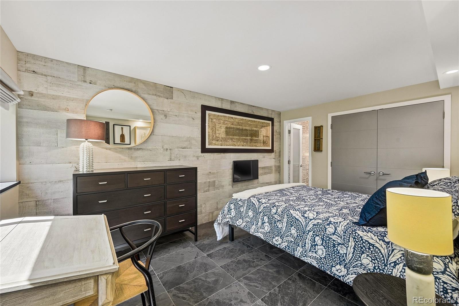 2483 W Caithness Place Denver CO 80211
