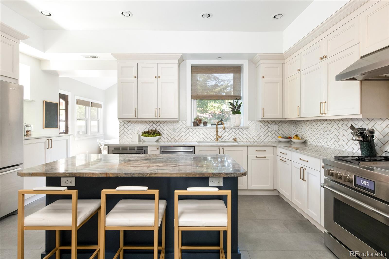 935 Monaco Parkway Denver CO 80220