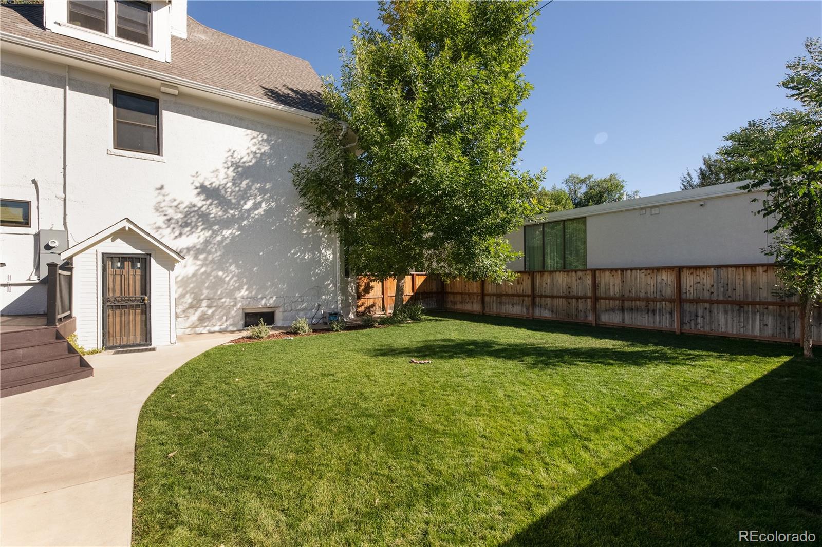 935 Monaco Parkway Denver CO 80220
