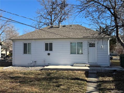 1671 Oswego Street Aurora CO 80010