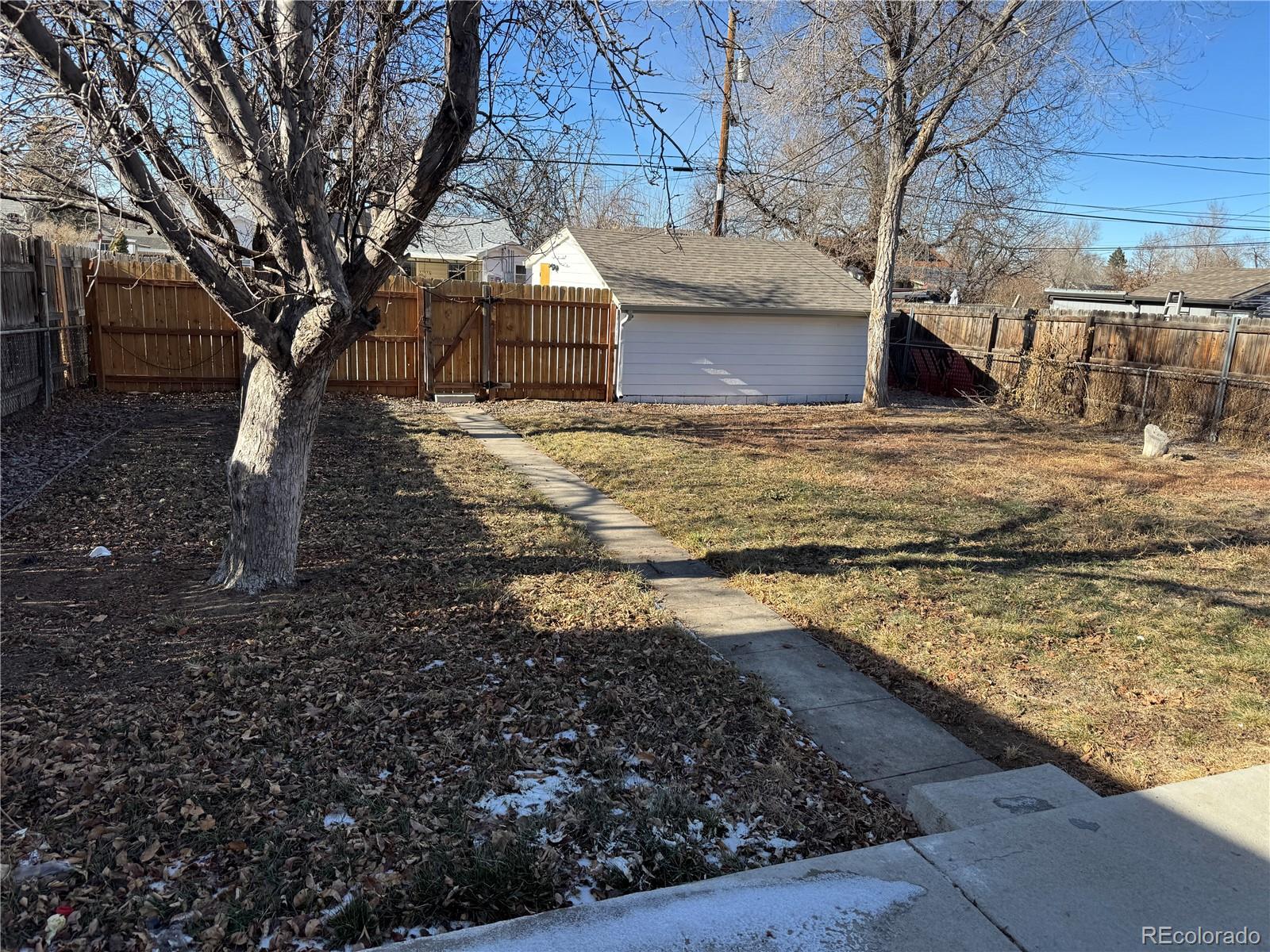 1671 Oswego Street Aurora CO 80010