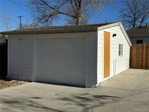 1671 Oswego Street Aurora CO 80010