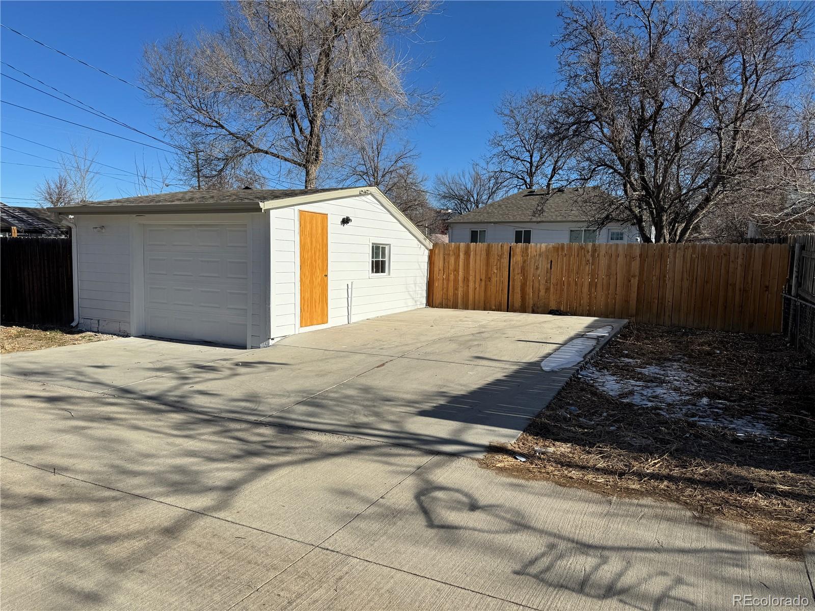 1671 Oswego Street Aurora CO 80010