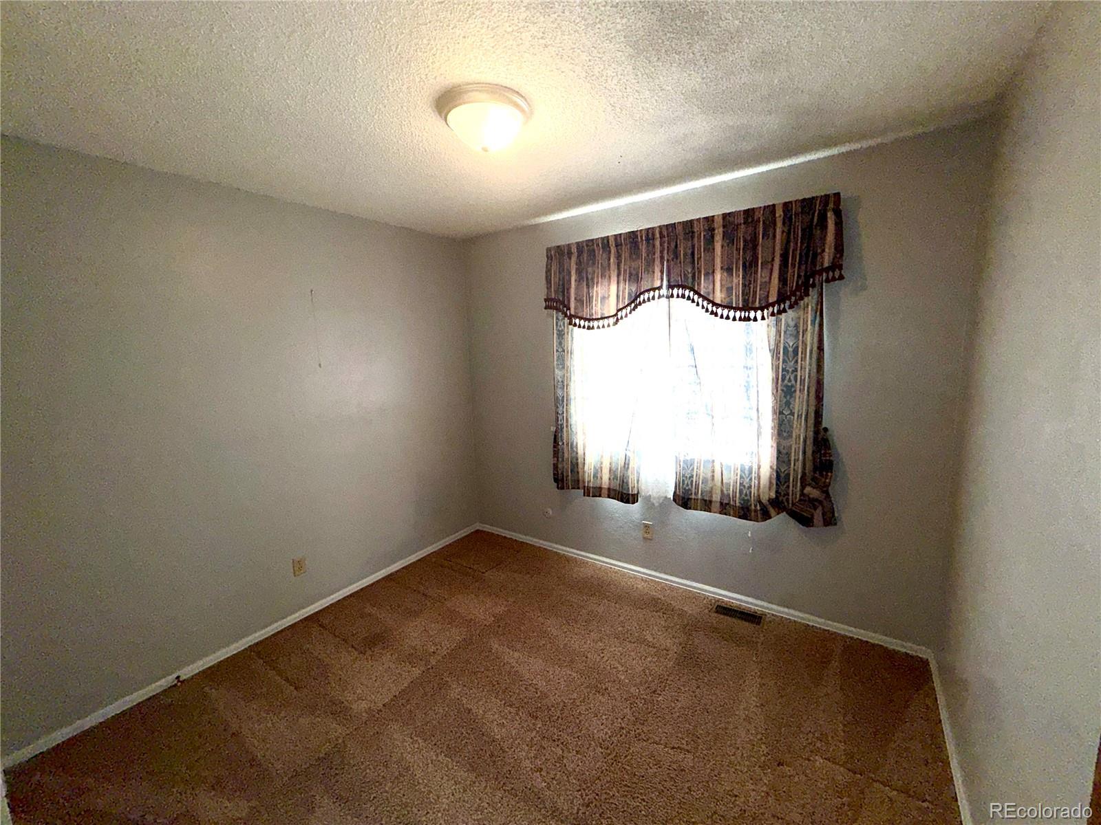 1527 Nokomis Drive Colorado Springs CO 80915