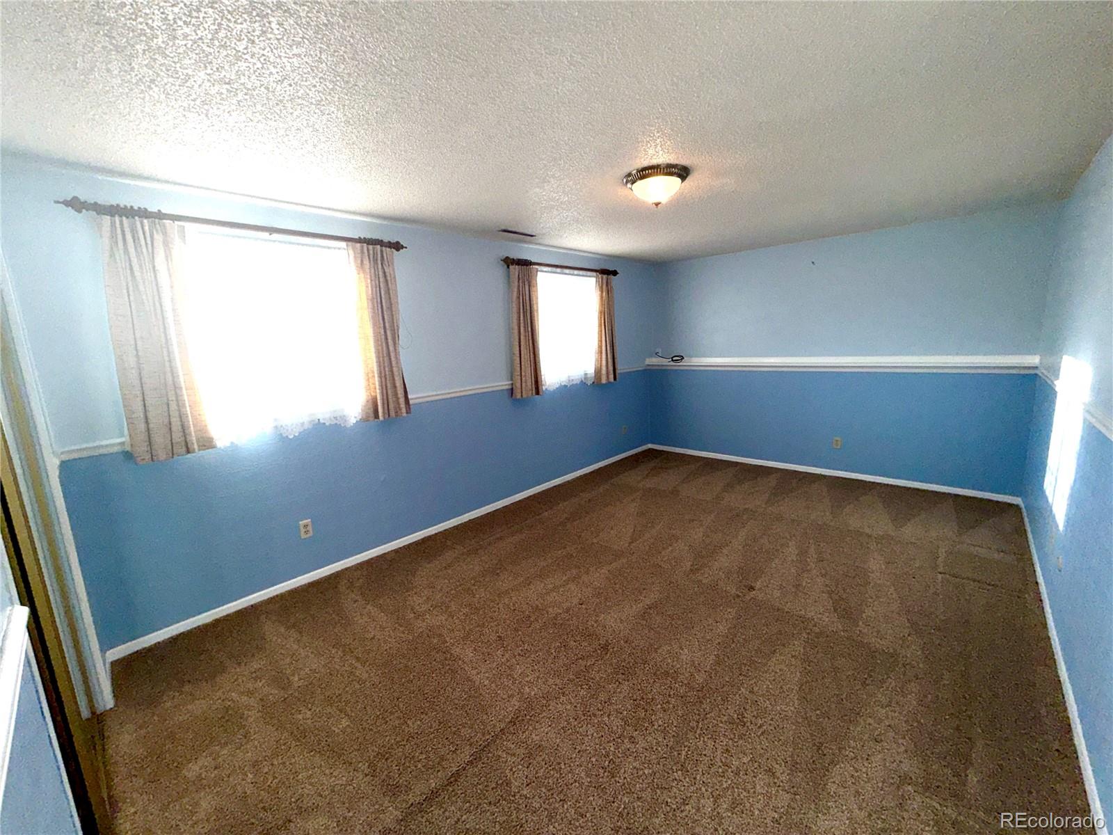 1527 Nokomis Drive Colorado Springs CO 80915