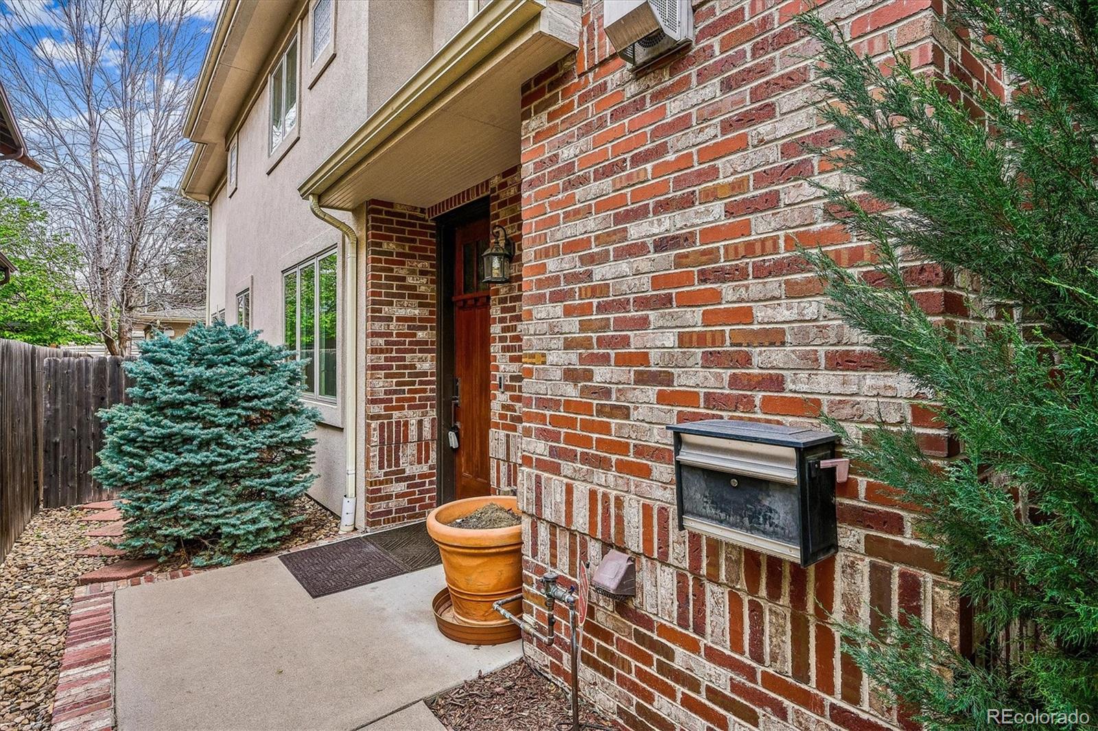 464 S Franklin Street Denver CO 80209