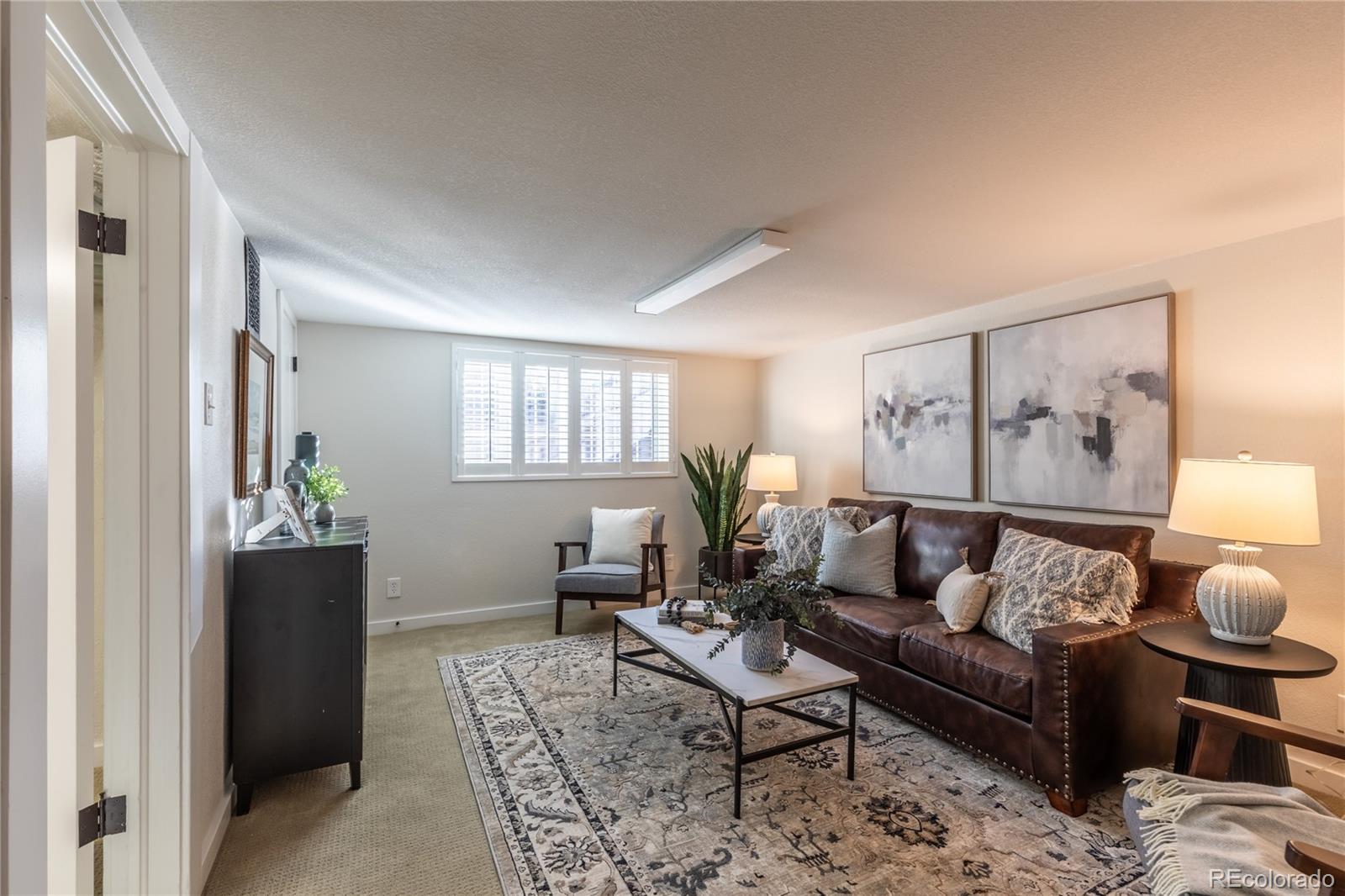 1586 Ivanhoe Street Denver CO 80220
