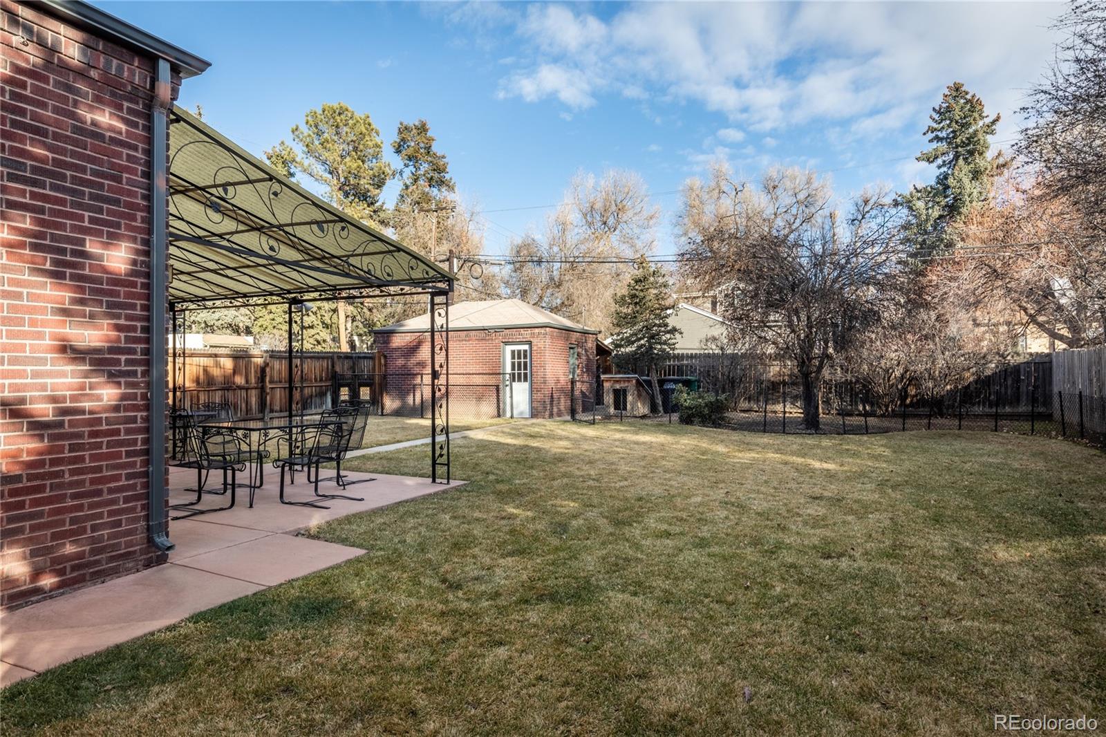 1586 Ivanhoe Street Denver CO 80220