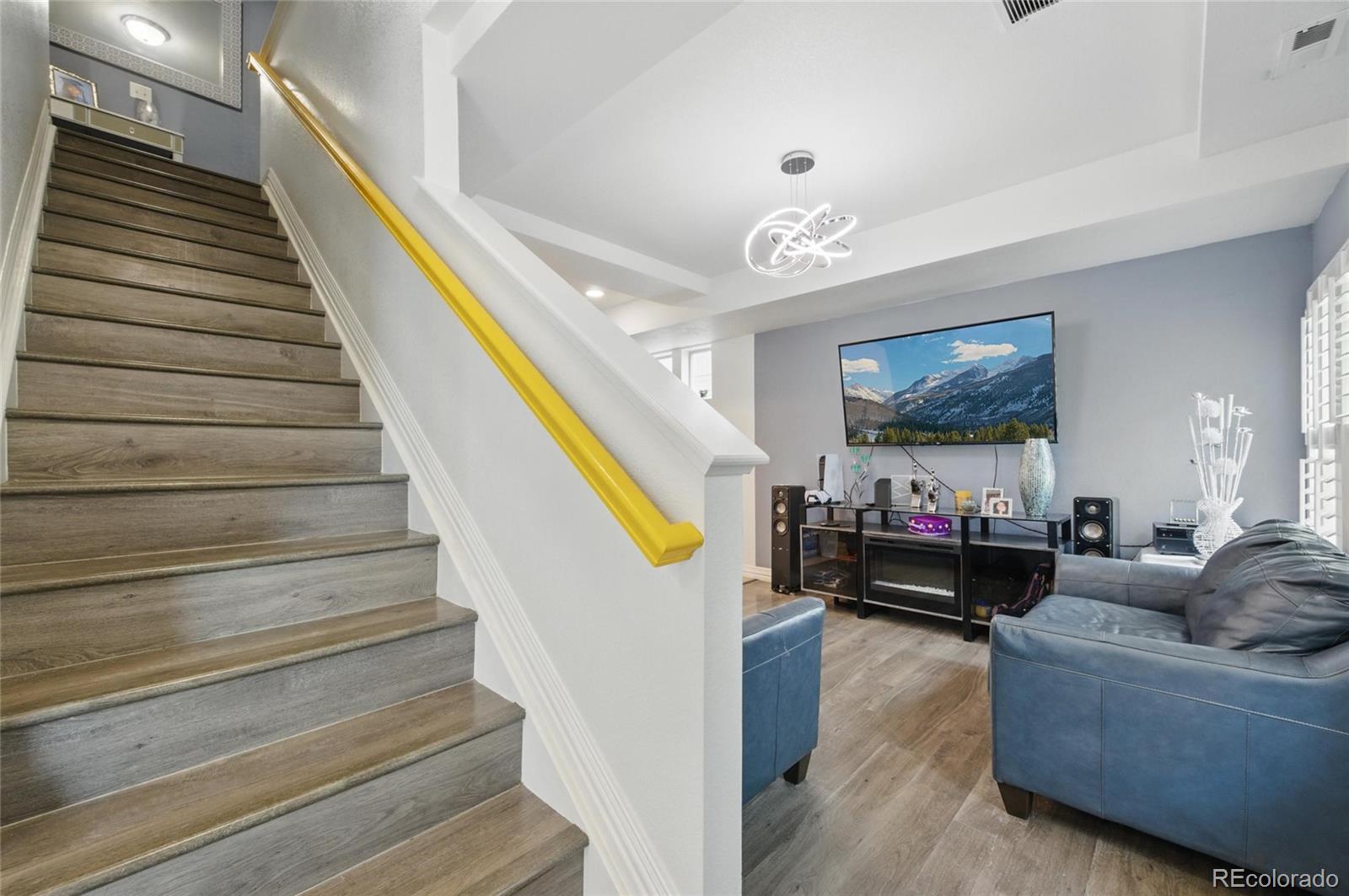18619 E 50th Place Denver CO 80249