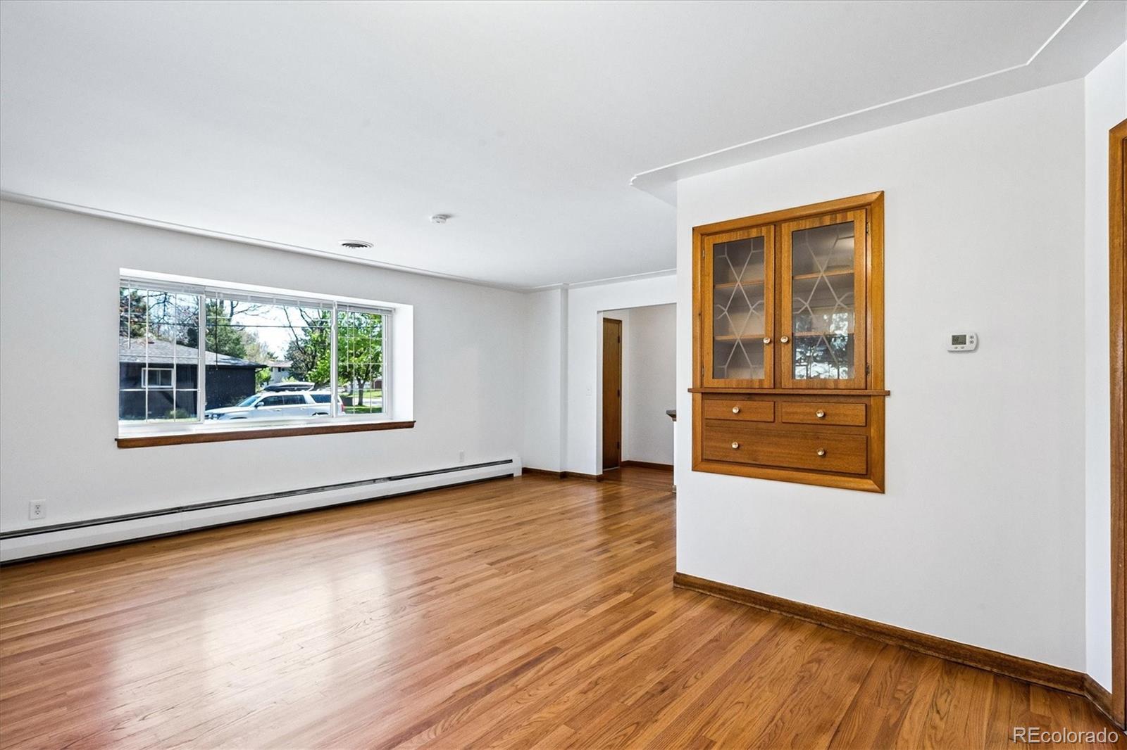385 Oakland Street Aurora CO 80010