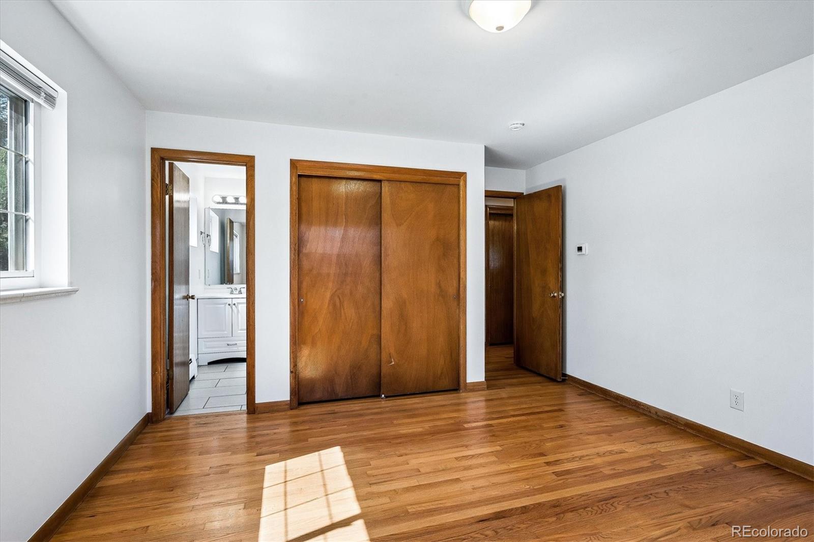 385 Oakland Street Aurora CO 80010
