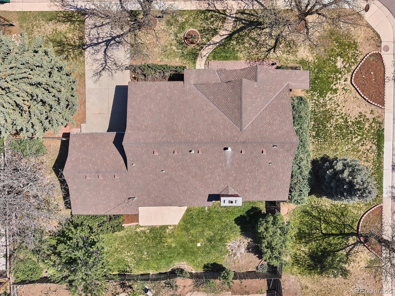 385 Oakland Street Aurora CO 80010
