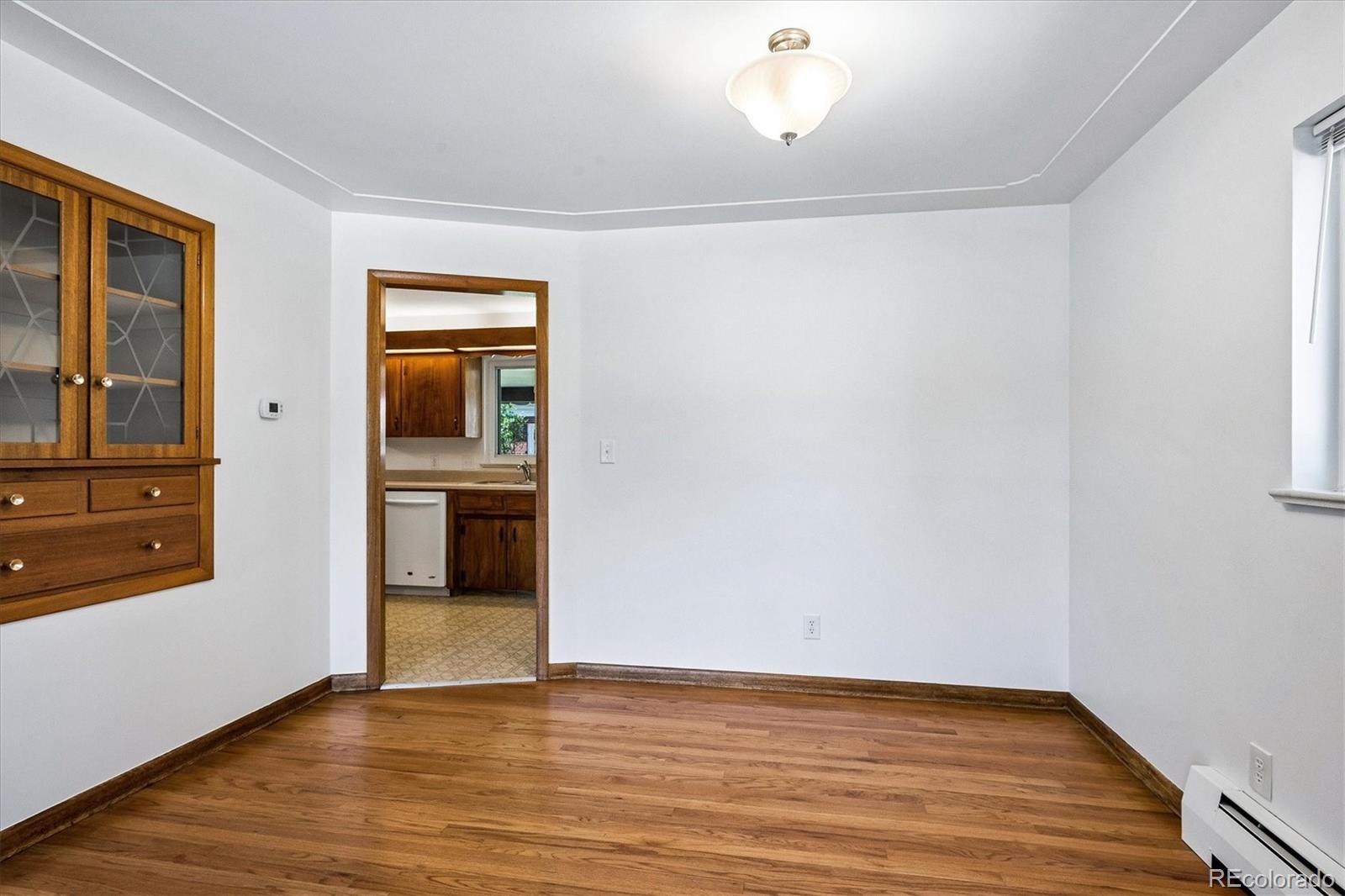 385 Oakland Street Aurora CO 80010