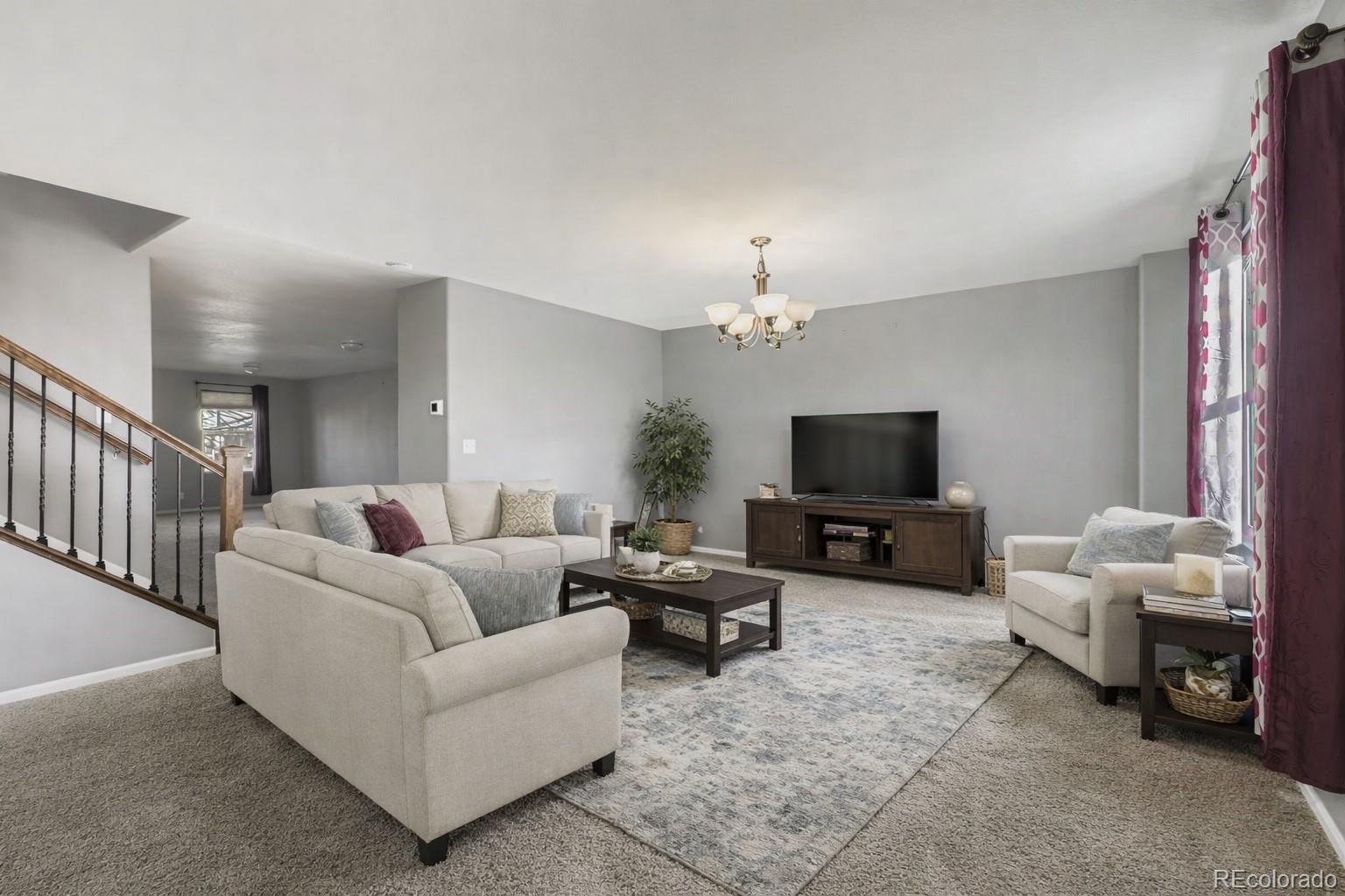 5528 Lewiston Court Denver CO 80239