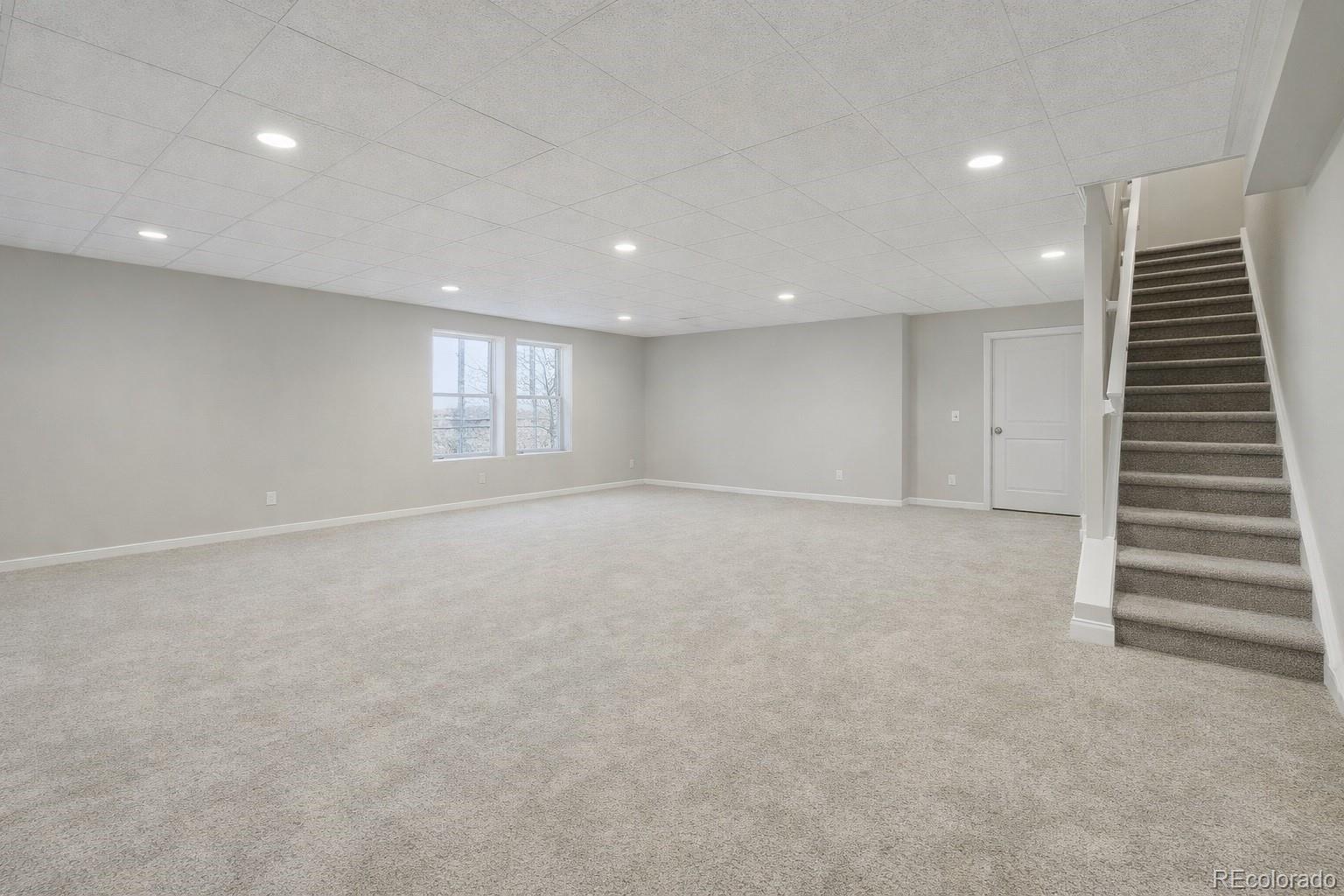 5528 Lewiston Court Denver CO 80239